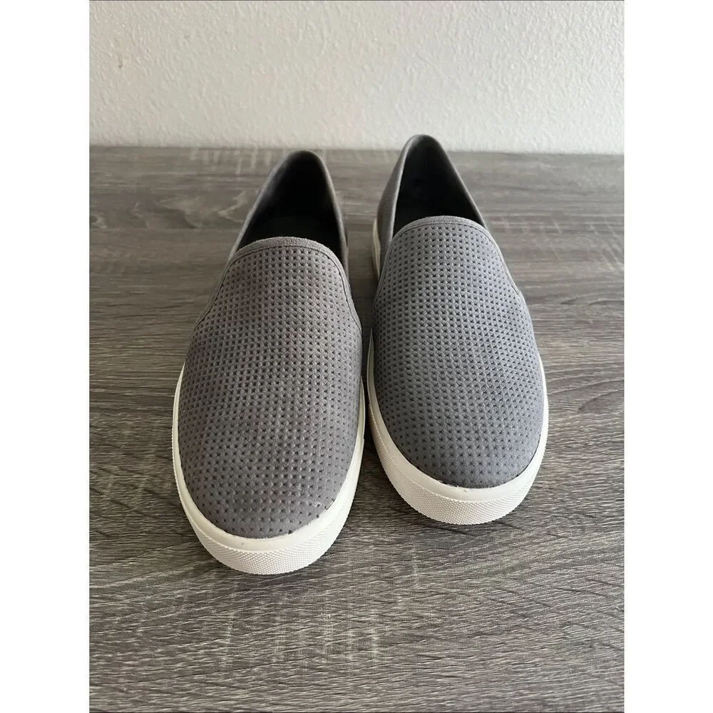 New Women’s Vince Blair Perforated Leather Slip-On Sneakers 7M
